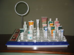 廣州化妝品展示架制作廠家 品質(zhì)與創(chuàng)意的完美結(jié)合